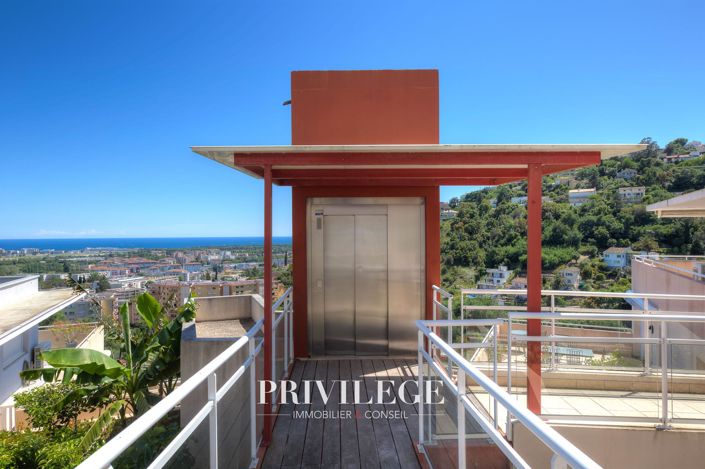 Image No.23-3 Bed Apartment for sale