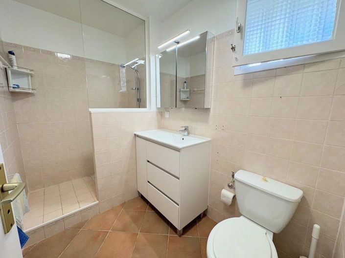 Image No.12-Appartement de 1 chambre à vendre à Saint-Raphael