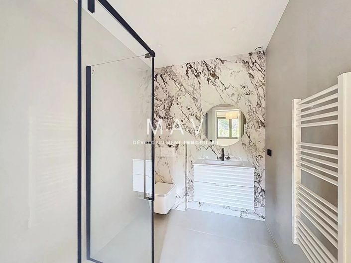 Image No.22-5 Bed House for sale