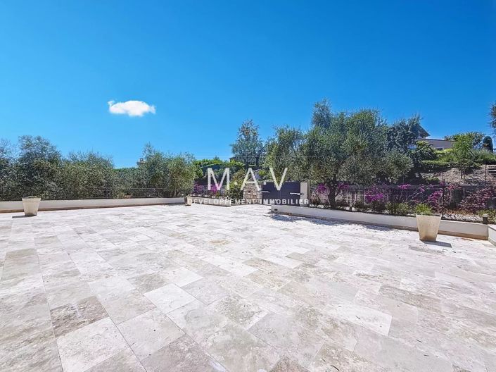 Image No.37-5 Bed House for sale