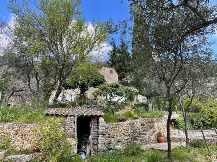 Image No.10-2 Bed House for sale