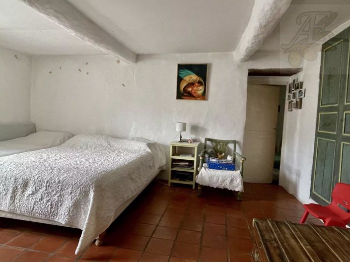 Image No.48-2 Bed House for sale