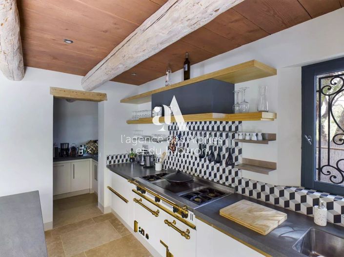 Image No.13-3 Bed House for sale