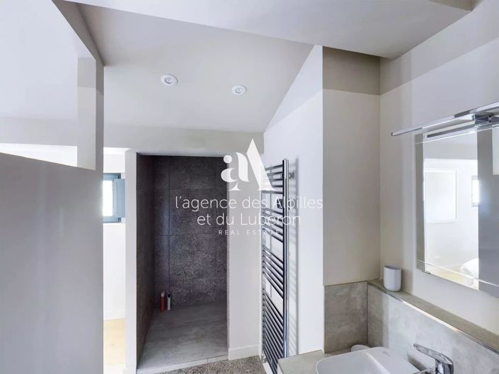 Image No.18-3 Bed House for sale