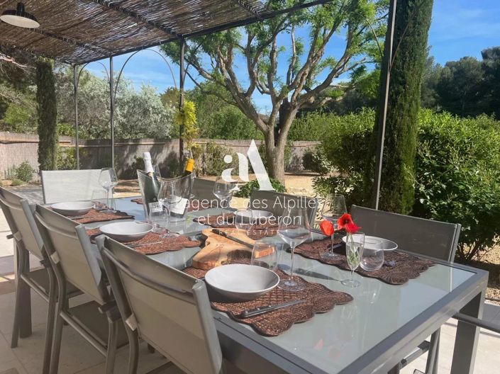 Image No.7-3 Bed House for sale