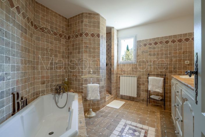 Image No.23-Maison de 3 chambres à vendre à Lagnes