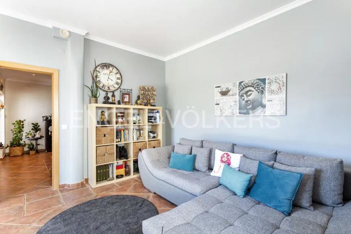 Image No.17-4 Bed House for sale