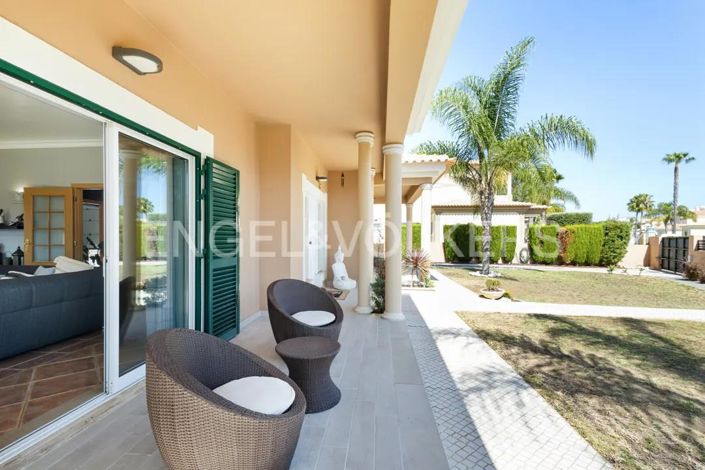 Image No.44-4 Bed House for sale