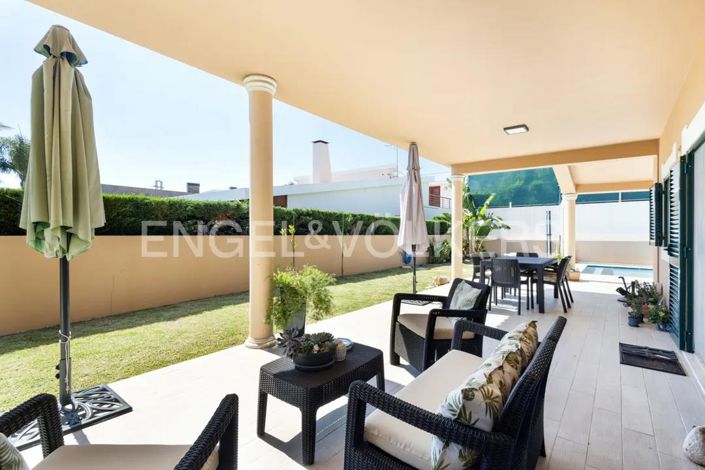 Image No.45-4 Bed House for sale