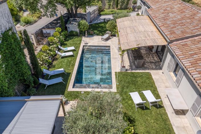 Image No.12-4 Bed House for sale