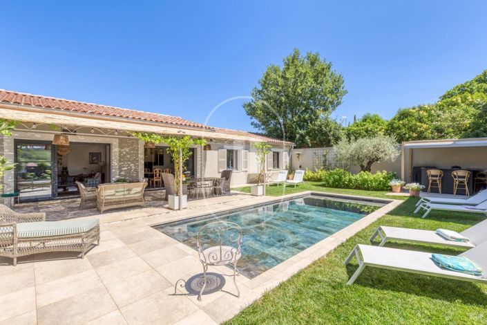 Image No.9-4 Bed House for sale