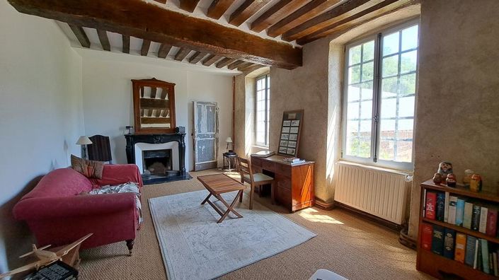 Image No.17-8 Bed House for sale