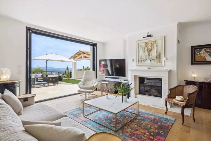 Image No.2-Maison de 4 chambres à vendre à Spéracèdes