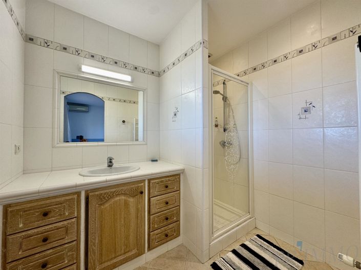 Image No.14-4 Bed House for sale