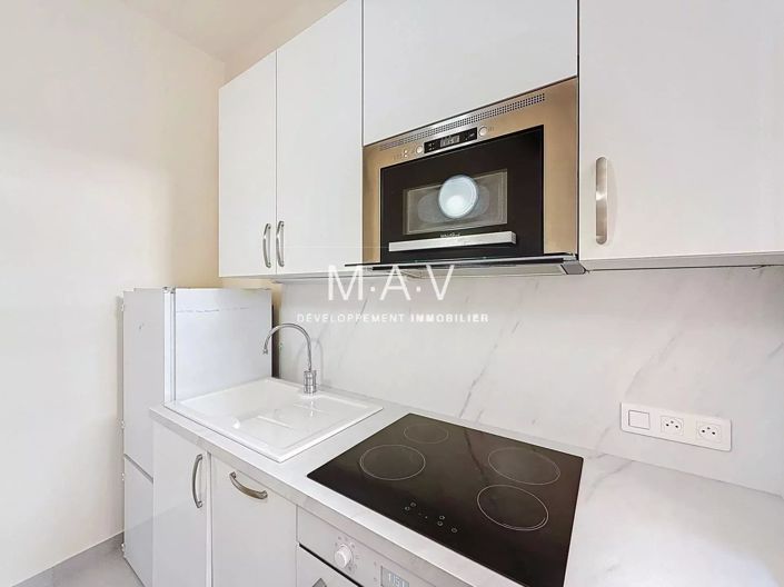 Image No.10-1 Bed Apartment for sale