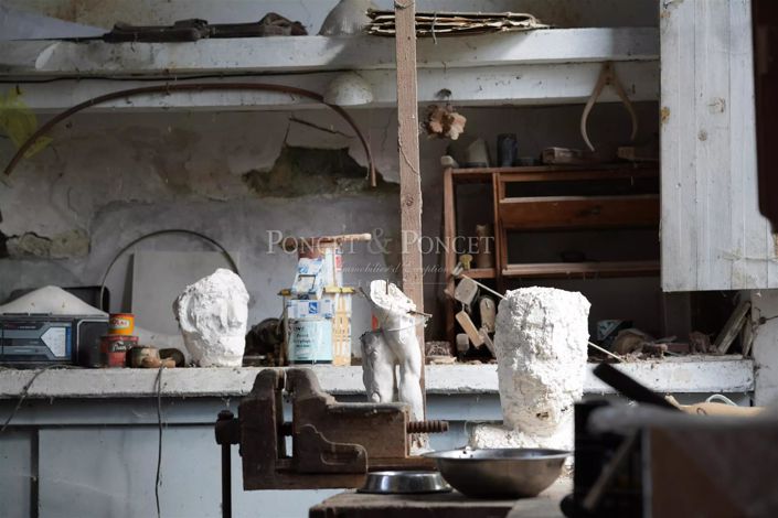 Image No.30-6 Bed House for sale