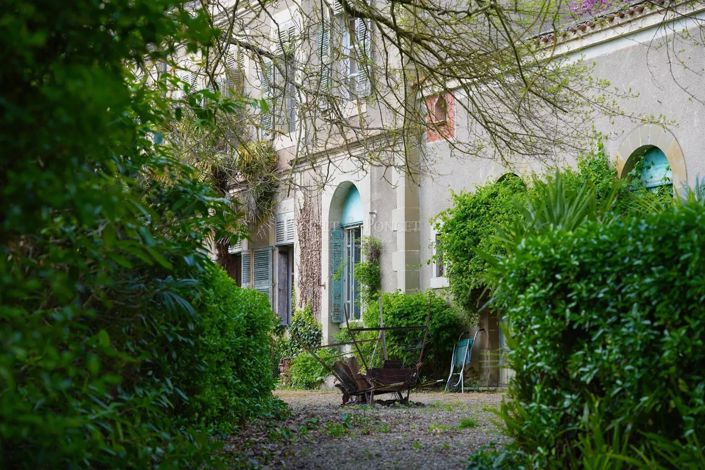 Image No.31-6 Bed House for sale