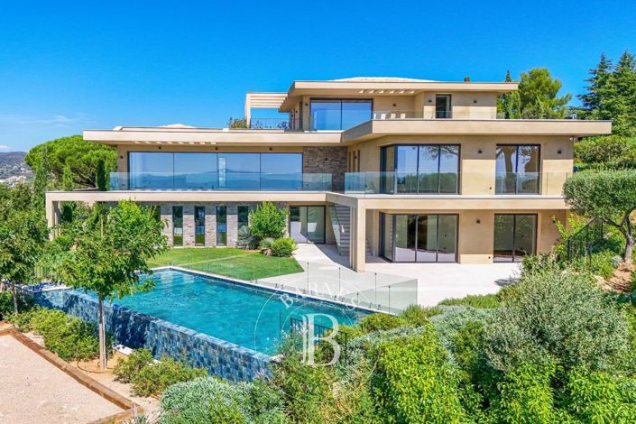 Image No.4-Maison de 5 chambres à vendre à Sainte-Maxime