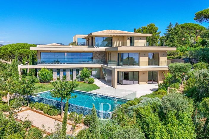 Image No.7-Maison de 5 chambres à vendre à Sainte-Maxime