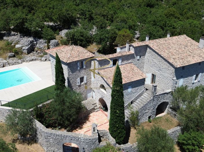 Image No.11-5 Bed House for sale