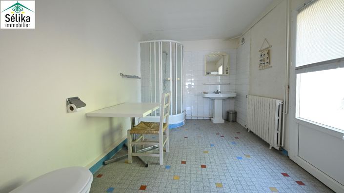 Image No.10-3 Bed House for sale