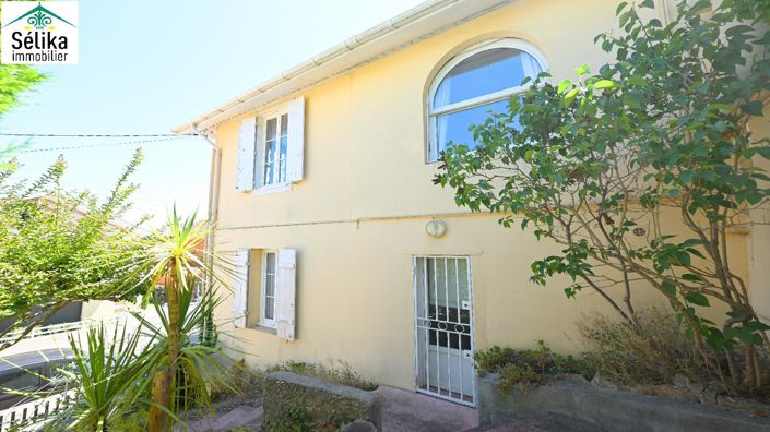 Image No.11-3 Bed House for sale