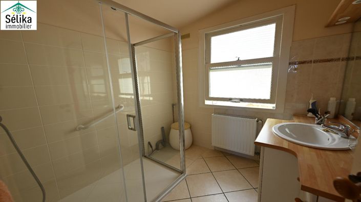 Image No.2-3 Bed House for sale