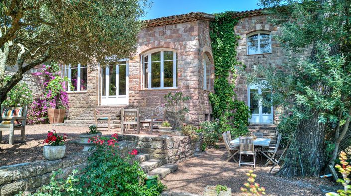 Image No.5-Propriété de 4 chambres à vendre à Saint-Raphael