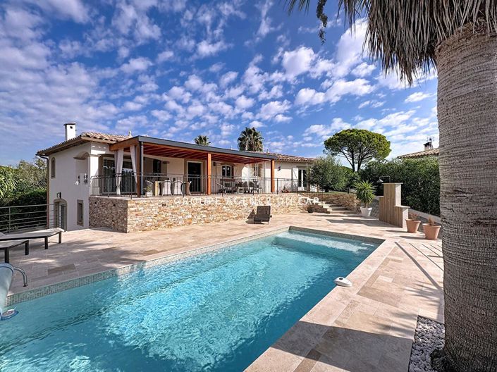 Image No.1-3 Bed House for sale