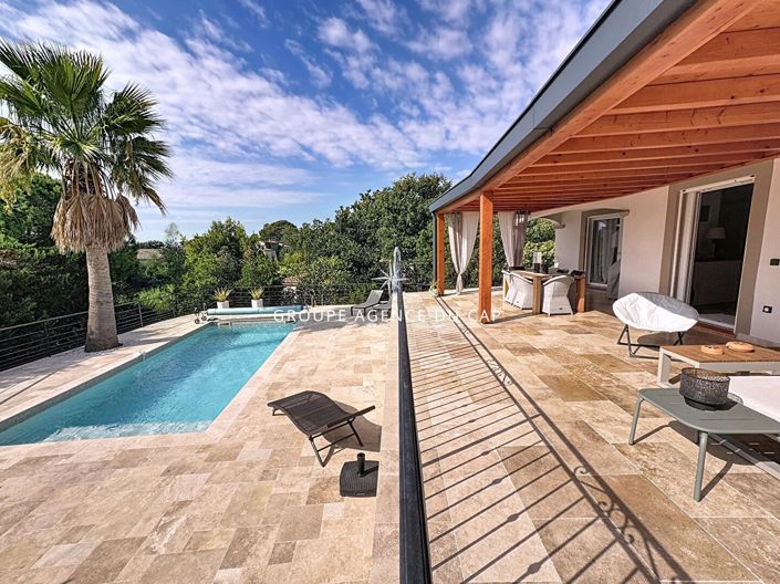 Image No.2-3 Bed House for sale