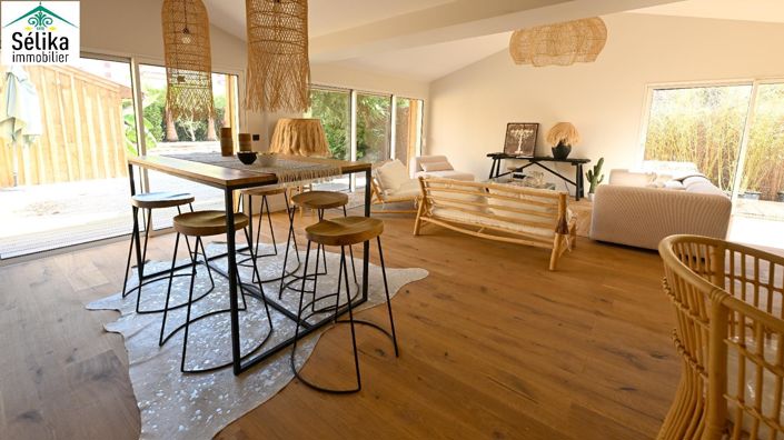 Image No.4-4 Bed House for sale