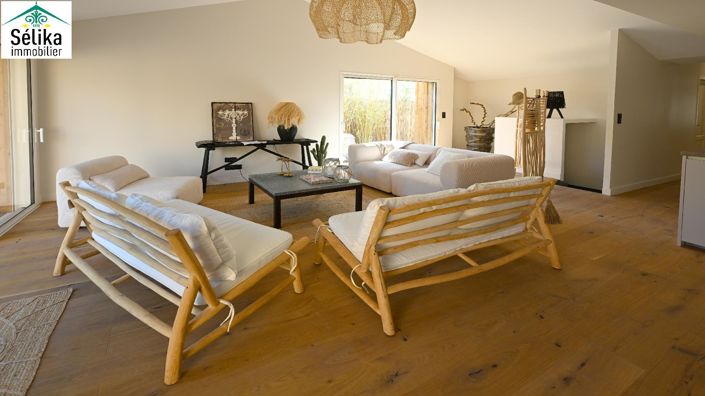 Image No.5-4 Bed House for sale