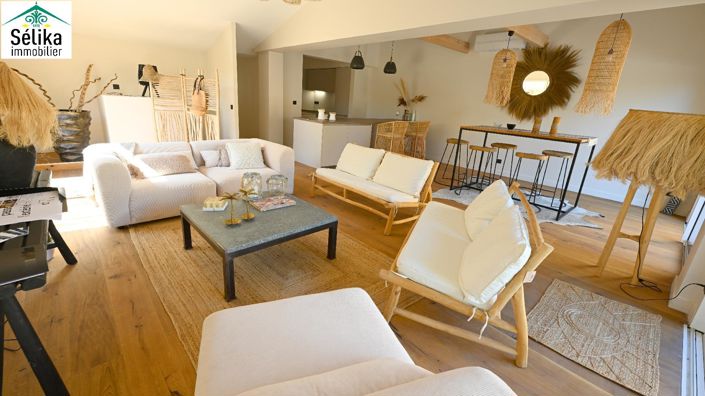 Image No.6-4 Bed House for sale