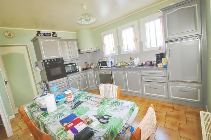 Image No.5-4 Bed House for sale