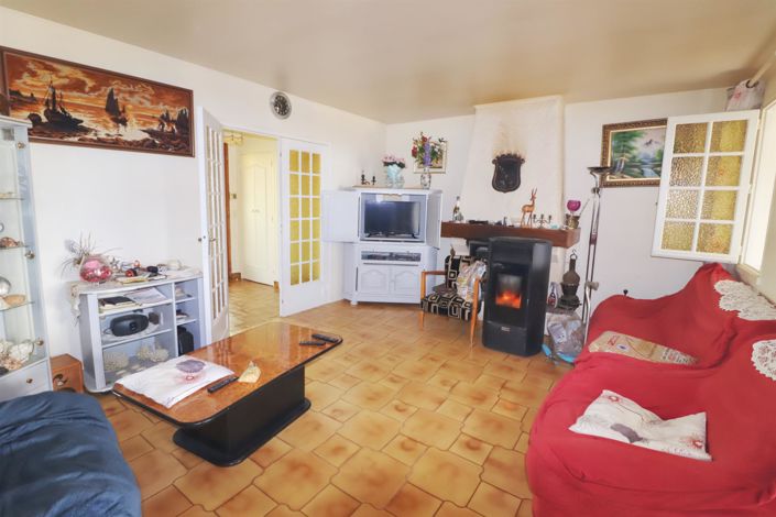 Image No.7-4 Bed House for sale