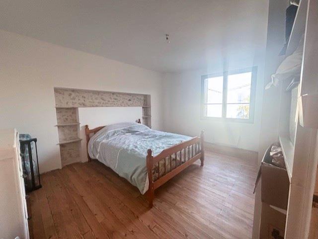 Image No.13-4 Bed House for sale