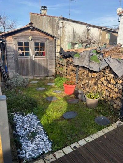 Image No.16-4 Bed House for sale