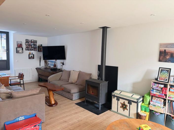 Image No.6-4 Bed House for sale