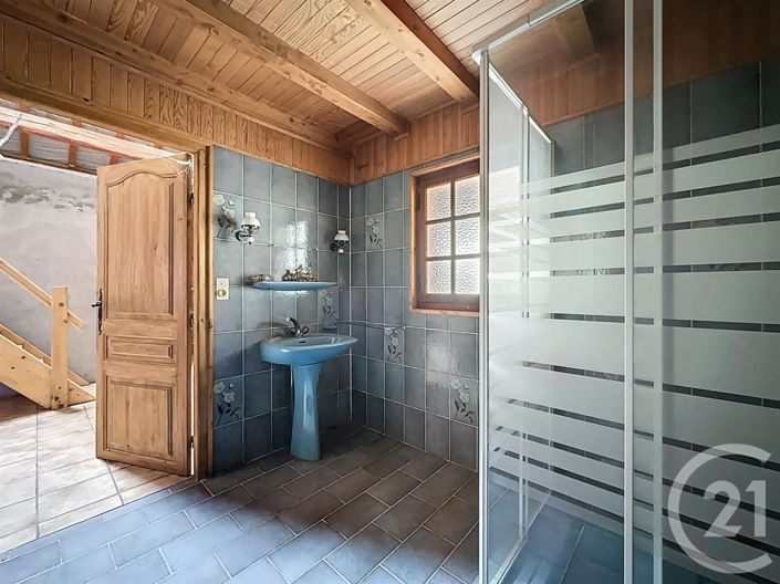 Image No.16-4 Bed House for sale