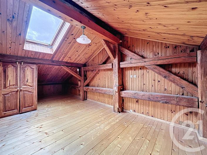 Image No.9-4 Bed House for sale