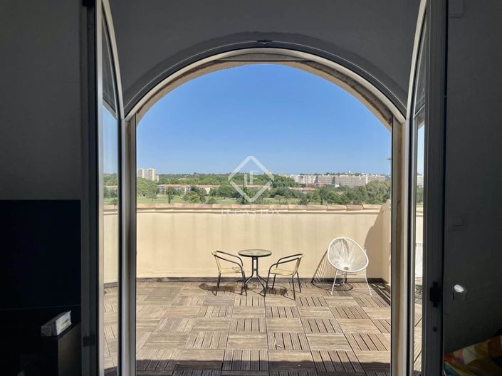 Image No.7-4 Bed House for sale