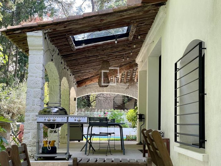 Image No.27-6 Bed House for sale