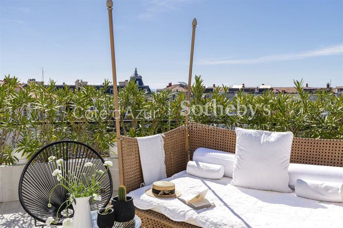 Image No.3-Appartement de 2 chambres à vendre à Nice