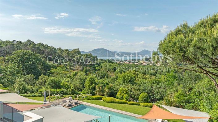 Image No.5-7 Bed Property for sale