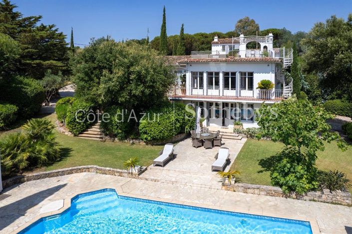Image No.1-5 Bed Property for sale