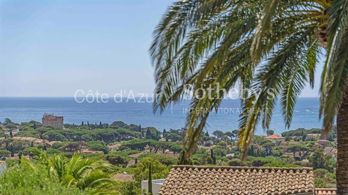 Image No.16-4 Bed Property for sale