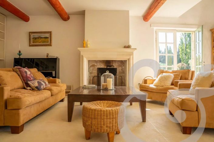 Image No.10-5 Bed House for sale