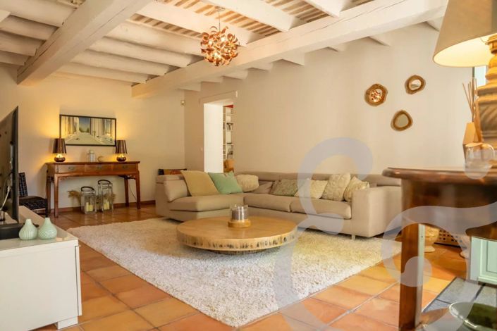 Image No.13-5 Bed House for sale