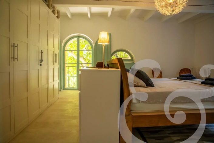 Image No.19-5 Bed House for sale