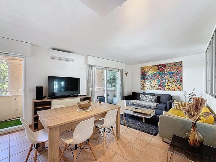 Image No.2-Appartement de 3 chambres à vendre à Cannes